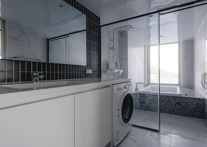Songdo Oceanstay 2*
