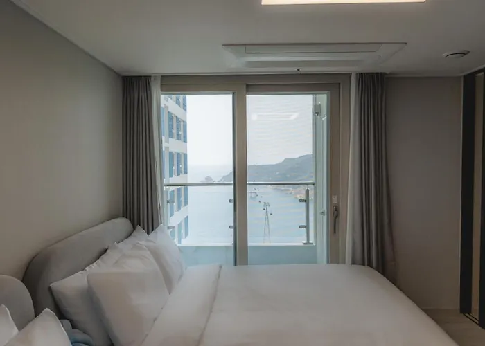 Songdo Oceanstay 2*