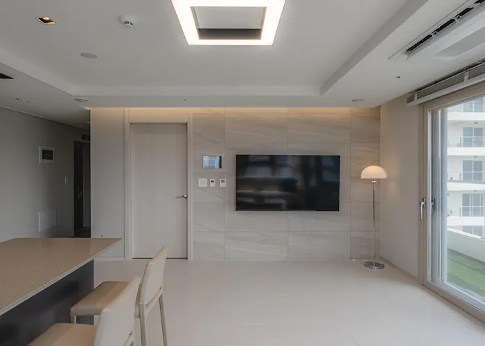 Songdo Oceanstay Hotel 2*