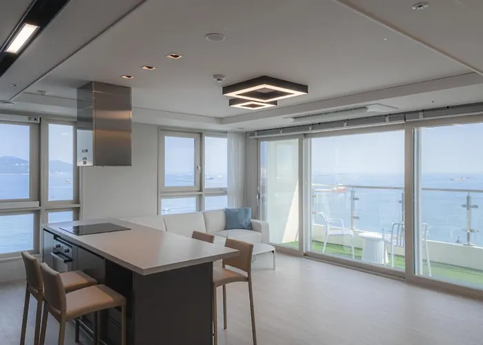 Songdo Oceanstay 2*