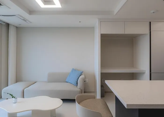 Songdo Oceanstay 2*