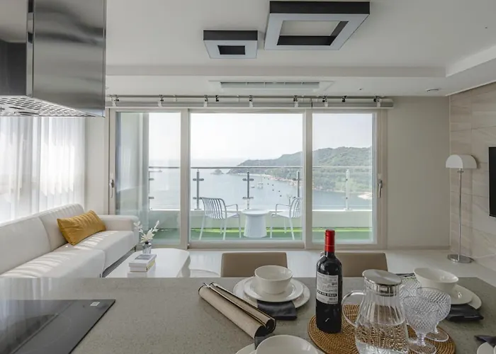 Songdo Oceanstay Hotel